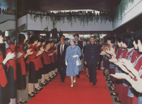 白天鵝賓館接待英女王伊麗莎白二世（1986年）